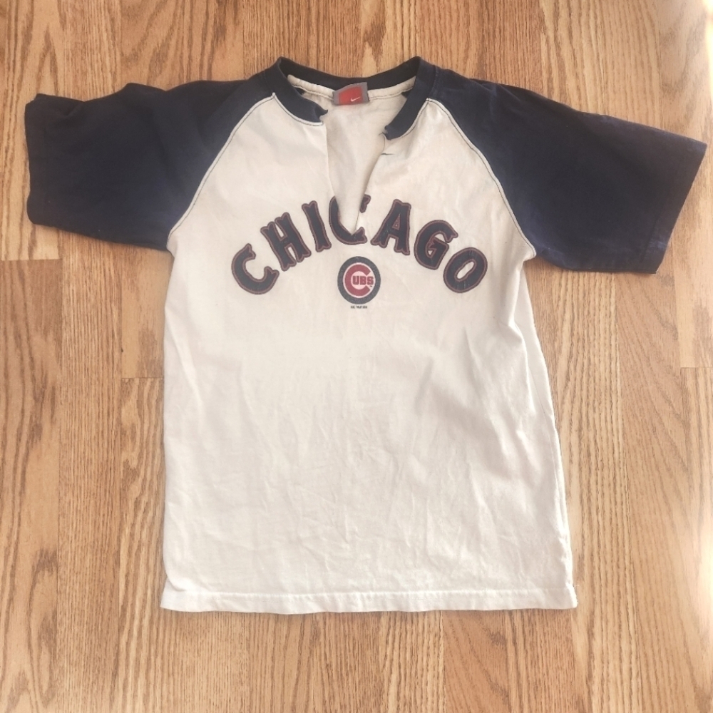 GUC Chicago Raglan Women's T-Shirt, Size M